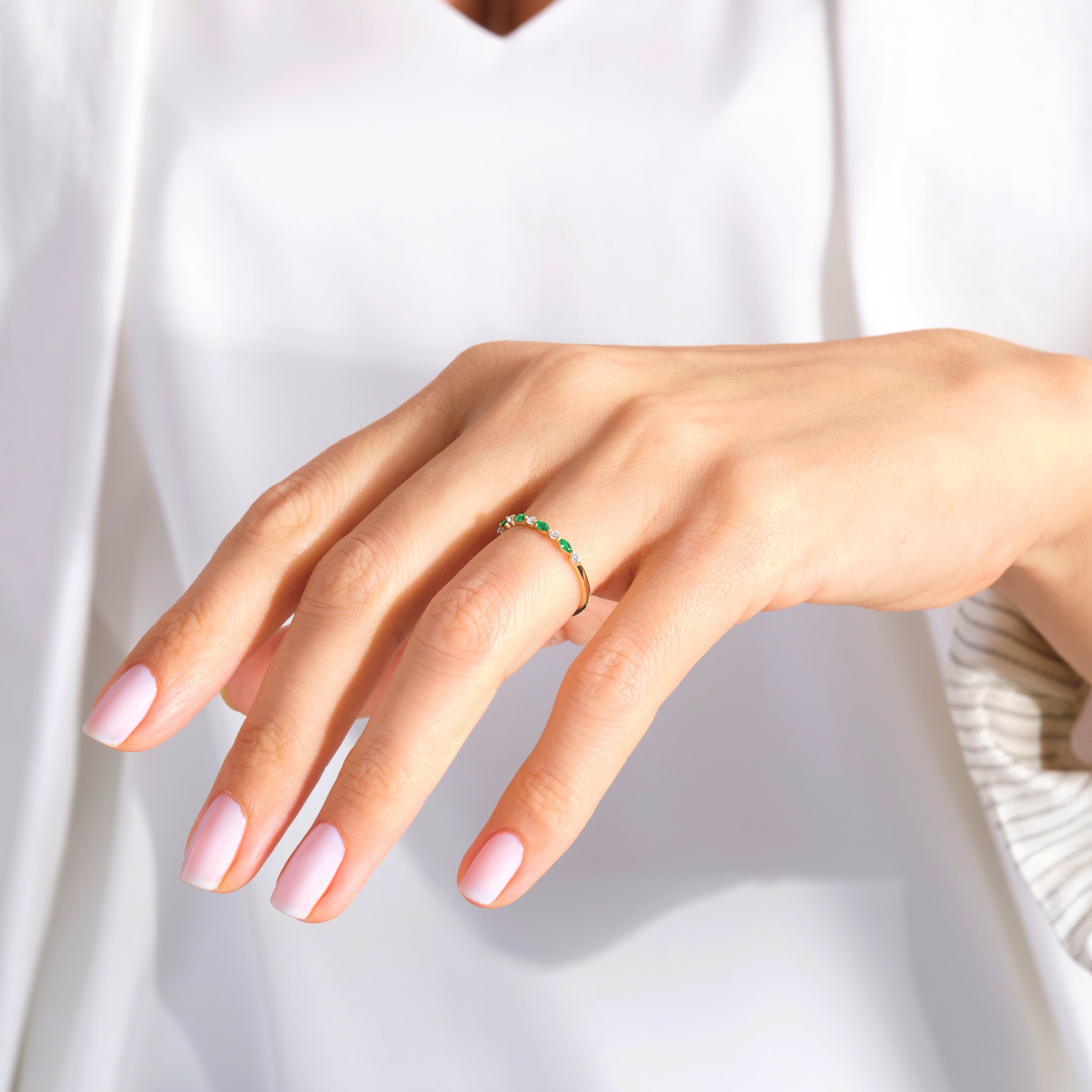 π Marquise Emerald & Round Diamond Eternity Band β 14K Solid Gold Wedding Ring π
A stunning blend of elegance and symbolism, this Marquise Emerald and Round Diamond Eternity Band is crafted in solid gold and designed to shine for a lifetime. Featuring vibrant green marquise-cut stones alternating with brilliant round diamonds or moissanite, this ring offers a perfect balance of color and sparkle.
Whether worn as a wedding band, stacking ring, or anniversary gift,