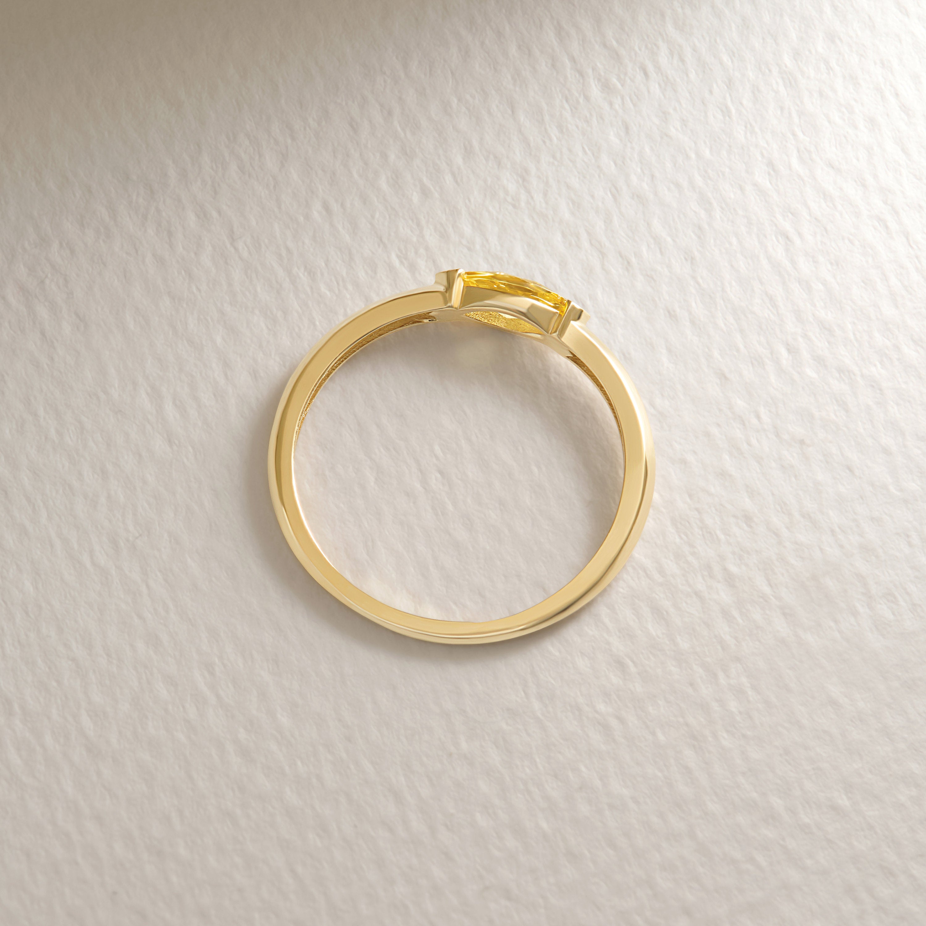 Here is Marquise Citrine Ring 14K Gold for Women! This November Birthstone Ring will be perfect matches as a other yellowing ring 18K. With 10K 18K Gold Customize Yellow Gemstone Ring is best balance of minimalism.