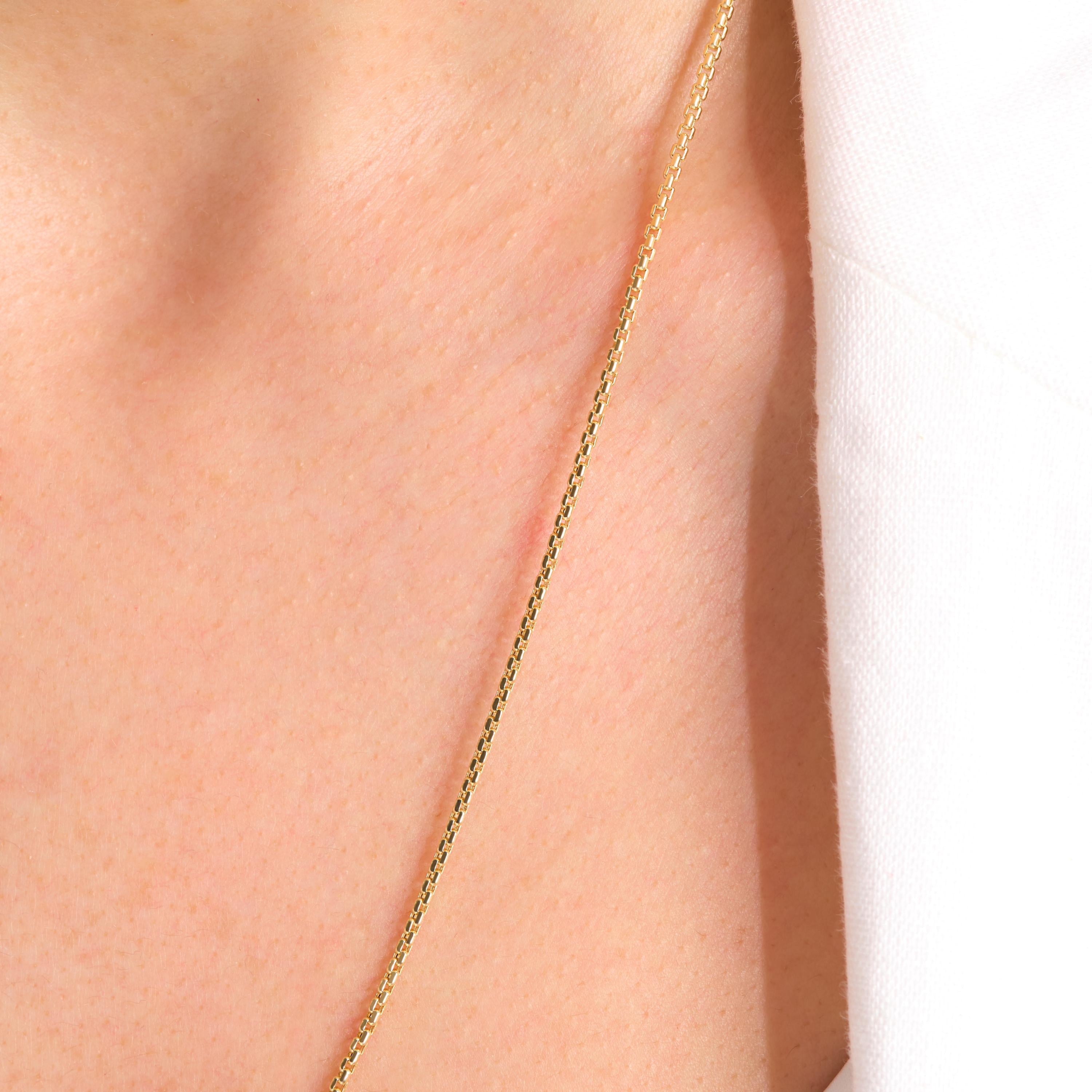 1.5mm Cable Chain Necklace 14K Solid Gold – Dainty Everyday Link Chain for Charms & Pendants 💛✨
Elevate your everyday look with this minimalist 1.5mm cable chain necklace, crafted in genuine 14K solid gold. Perfect for layering, wearing solo, or adding your favorite charm or pendant.