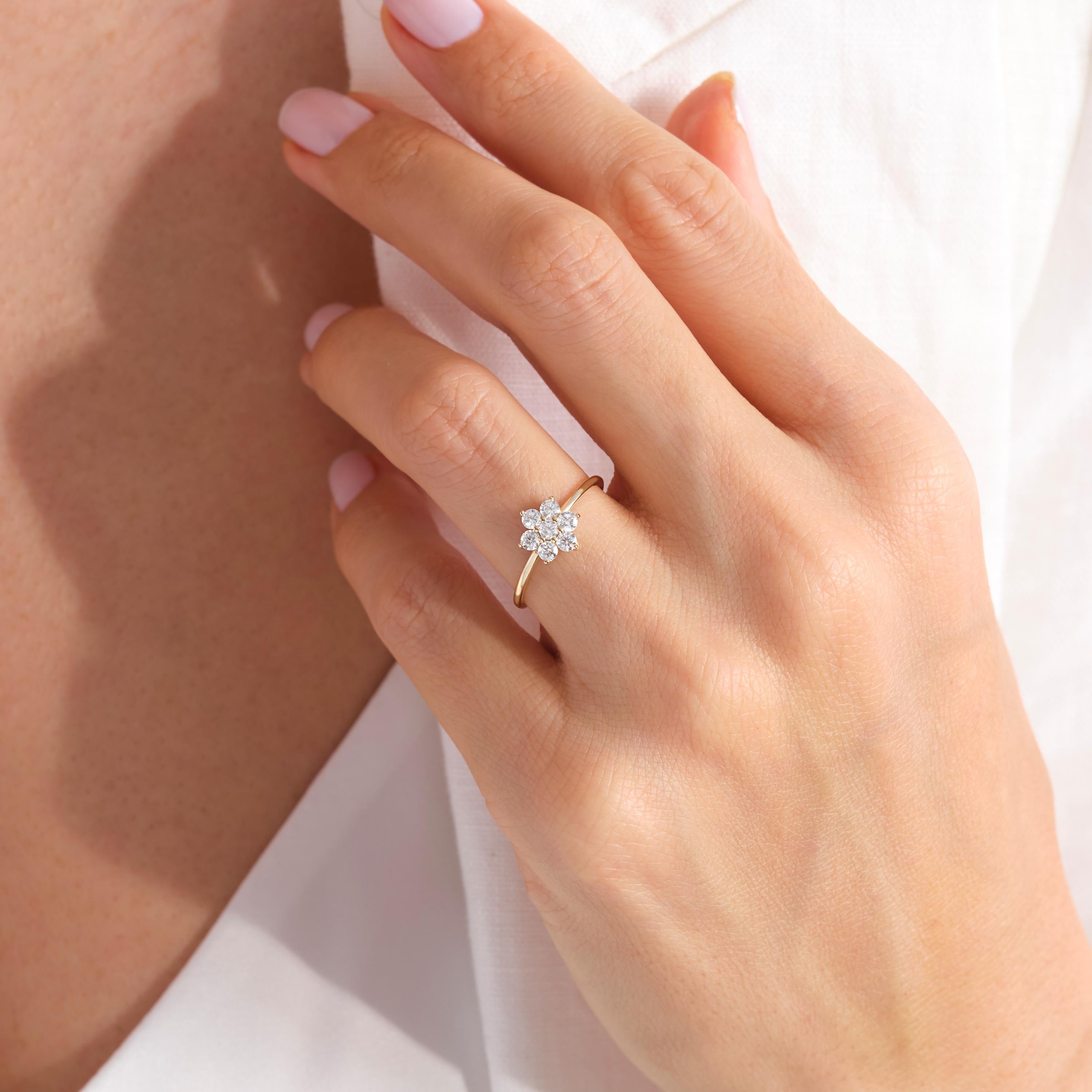 Here is our daisy diamond engagement ring 14K solid gold for women! This snowflake winter ring women will be nature inspired ring and christmas gift ring as well. If you re looking for daisy diamond ring and christmas wedding ring.