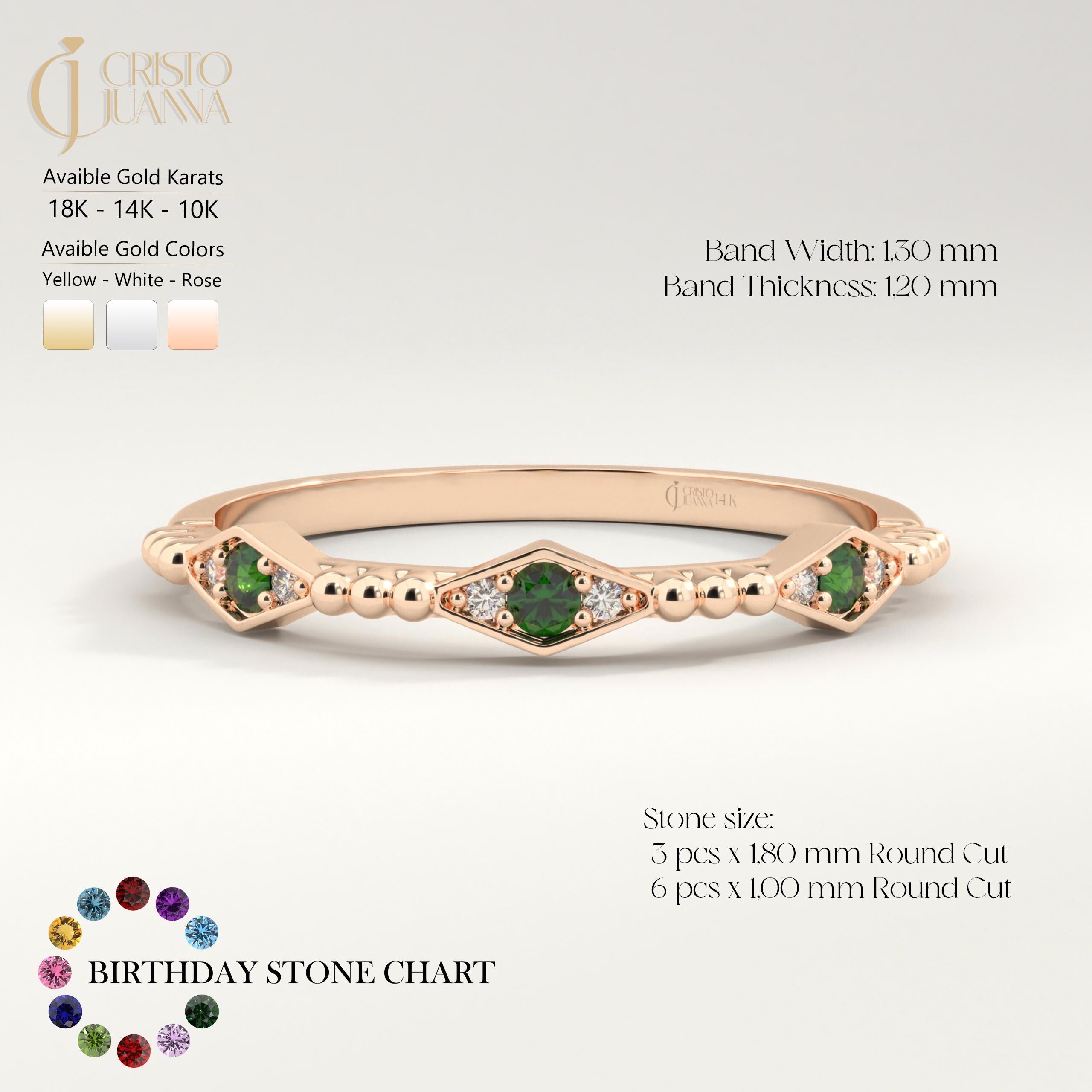 Dainty Emerald Stacking Ring – 10K / 14K / 18K Solid Gold 💚✨
A delicate emerald ring accented with sparkling side diamonds, perfect for stacking or wearing alone. Its elegant and minimalist design makes it a thoughtful birthstone gift or a charming everyday accessory.