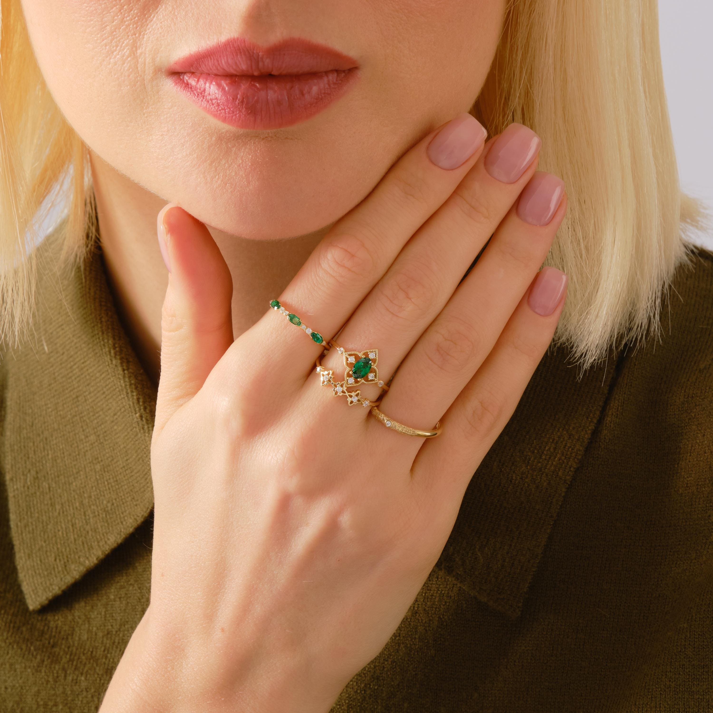 ✝️ Rosary Cross Diamond Ring | 14K Solid Gold Tiny Moissanite Band
Minimal yet deeply meaningful, this Rosary Cross Diamond Ring blends spiritual symbolism with modern elegance. Featuring scattered tiny stones arranged in a delicate cross motif and subtle clover-inspired details, this handcrafted ring is designed for everyday wear and timeless devotion.