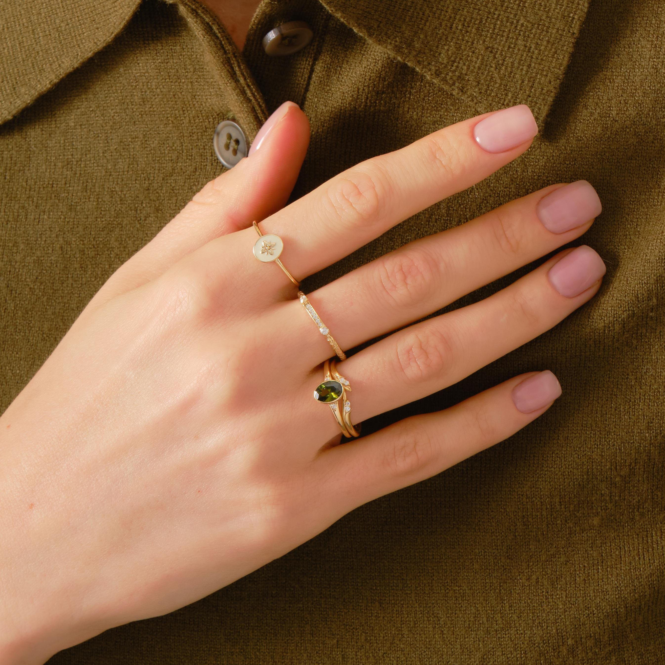 14K Solid Gold Peridot Ring, Oval Birthstone Ring with Side Diamond Band, Peridot Green Gemstone Rings for Women