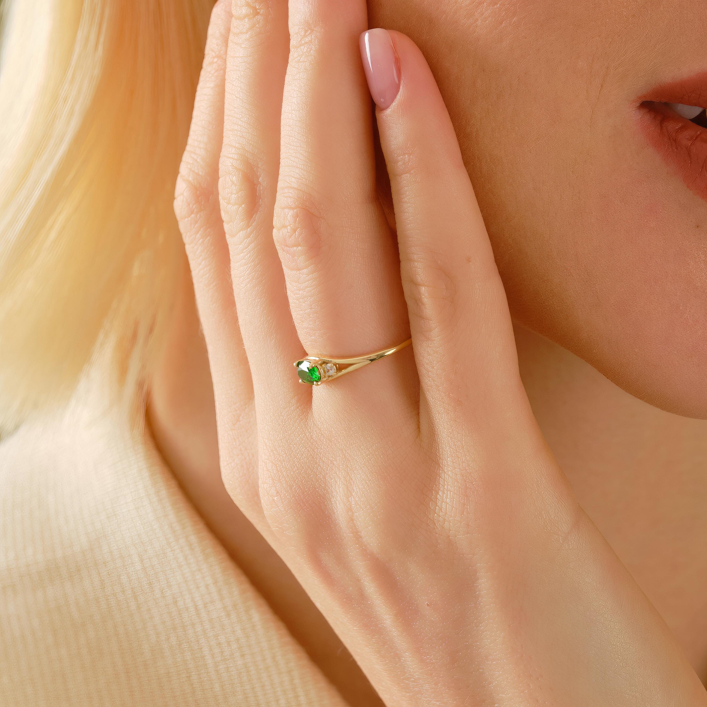 14K Solid Gold Peridot Ring, Oval Birthstone Ring with Side Diamond Band, Peridot Green Gemstone Rings for Women