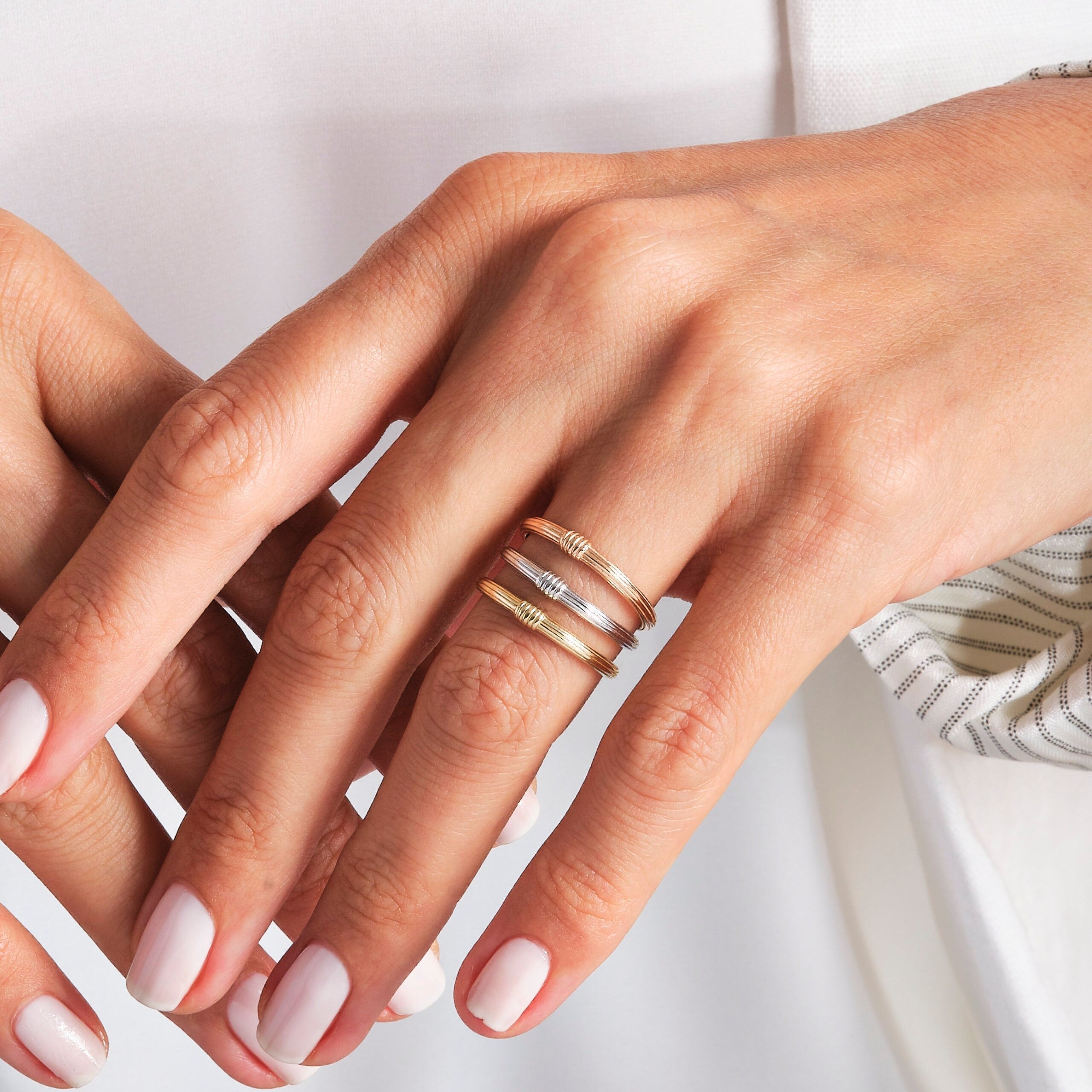 Double Knot Stackable Ring – 14K Solid Gold 💛✨
A timeless double knot ring symbolizing love, unity, and everlasting connection. Crafted in solid gold, its bold yet elegant design makes it perfect for everyday wear, stacking, or gifting to someone special — a best friend, mother, or soulmate. 💍