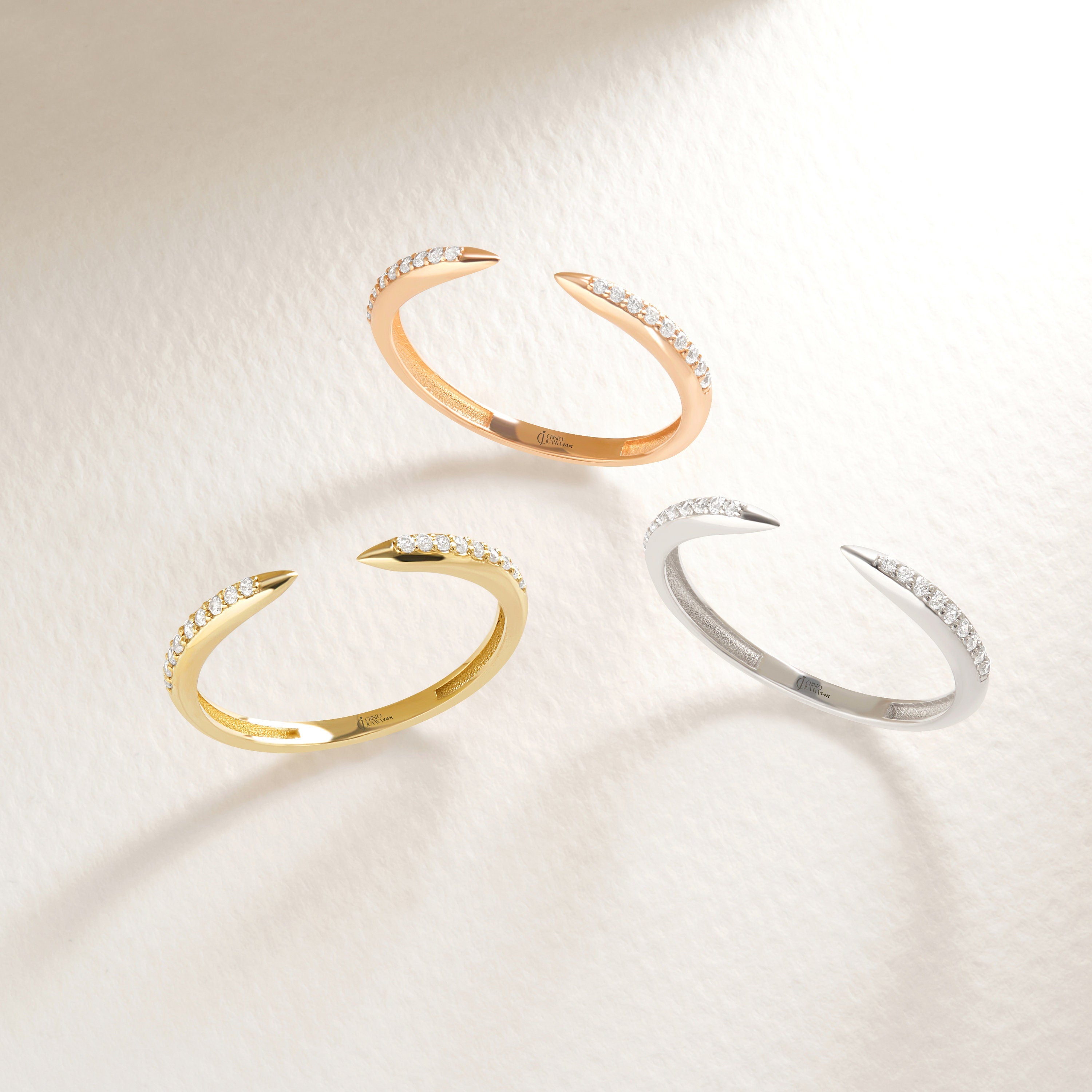 Ring Features & Details 📐
Metal Options: 10K, 14K, 18K solid gold

Photographed in: 14K Yellow Gold

Color Options: Yellow Gold, White Gold, Rose Gold

Band Width: Min 1.60 mm – Max 2.15 mm

Band Thickness: Min 1.20 mm – Max 1.75 mm

Stones:

Default: High-quality Cubic Zirconia
 • 2 pcs x 0.80 mm round cut
 • 6 pcs x 1.00 mm round cut
 • 8 pcs x 1.10 mm round cut

Optional: Upgrade to pavé tiny moissanite for extra sparkle ✨