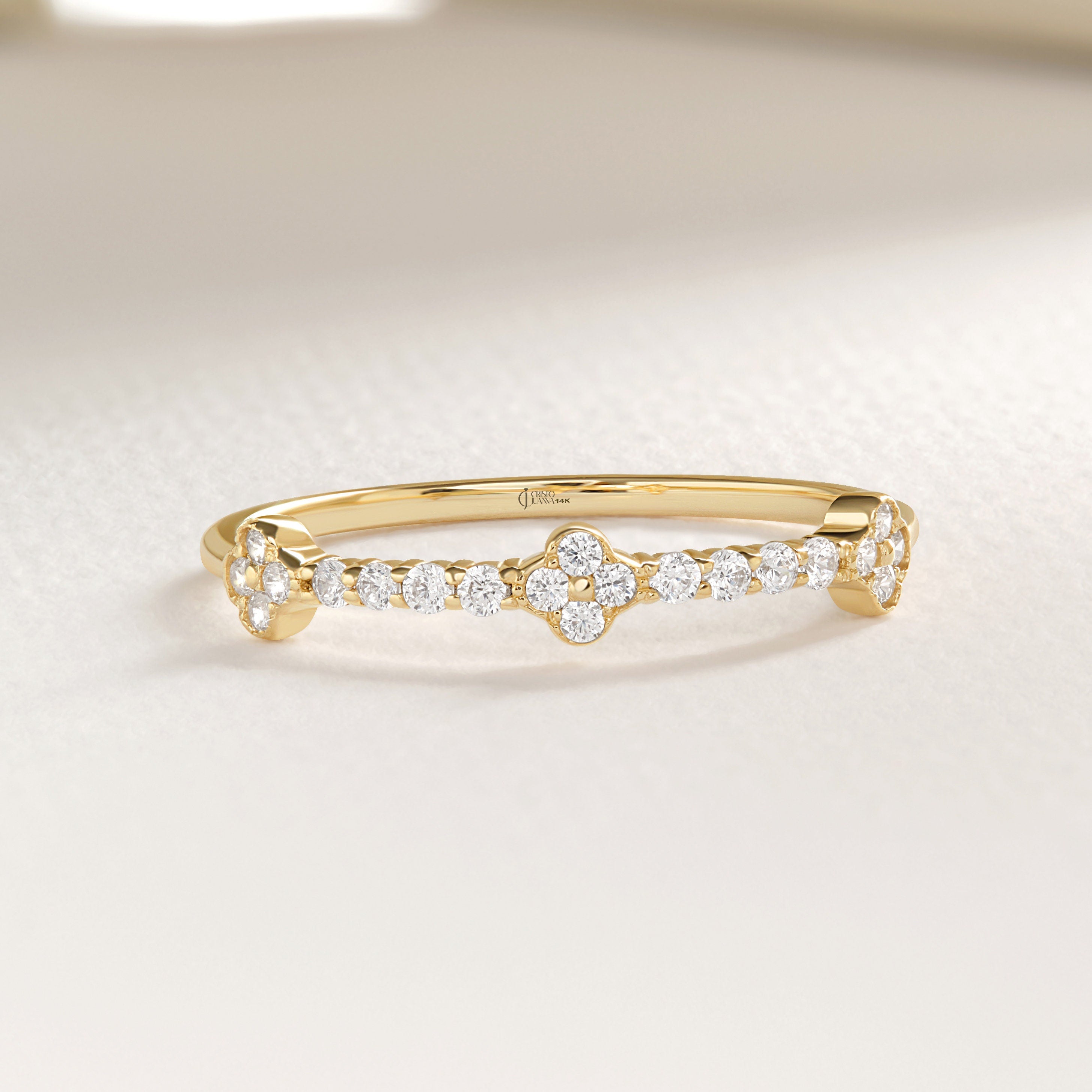 💎 Cluster Diamond Ring – 14K Solid Gold Clover Moissanite Band
This elegant cluster ring features petite pavé-set stones in a delicate clover formation, offering a sparkling yet minimal touch. Ideal as a half eternity band, promise ring, or wedding band for women who love refined elegance.