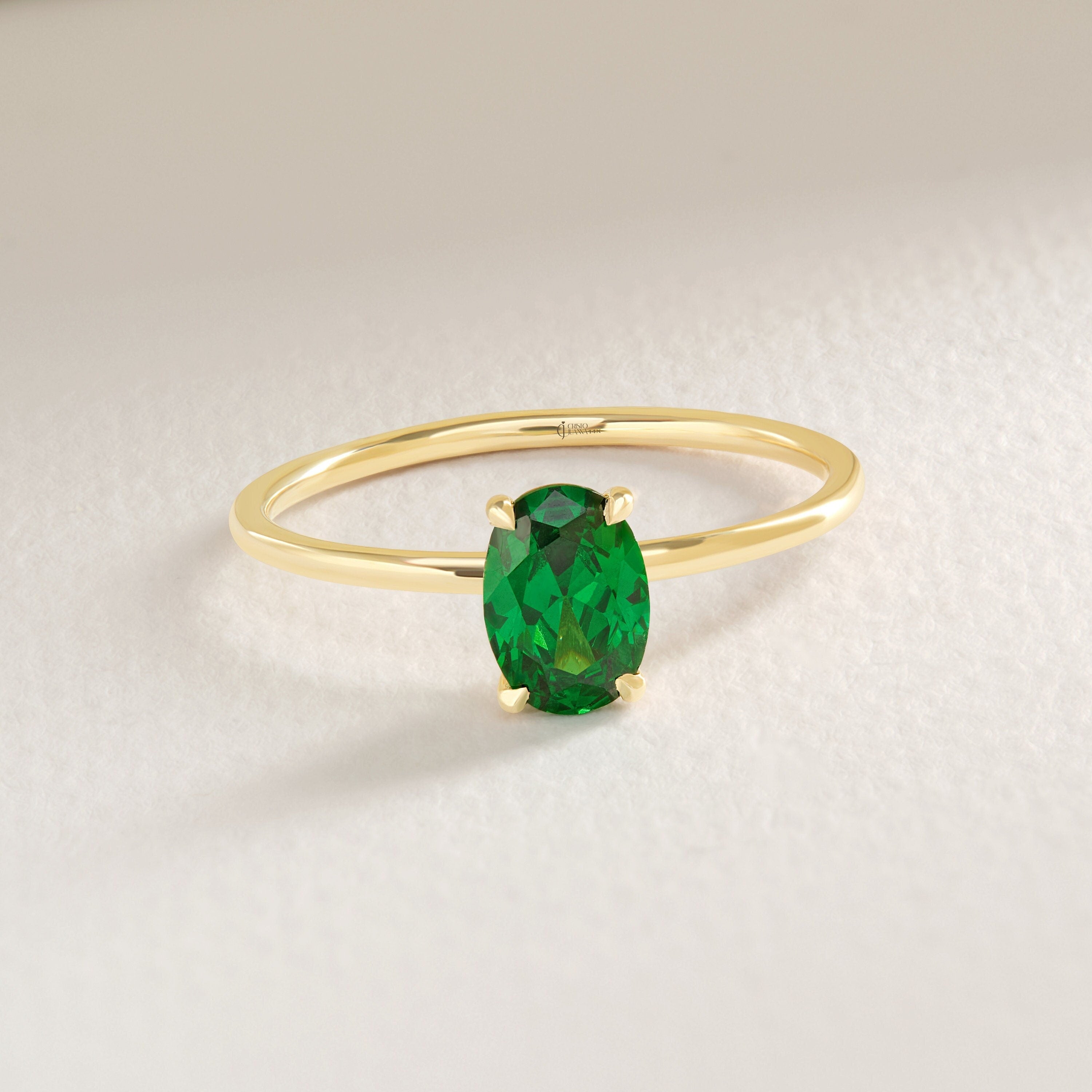 💍 Oval Emerald Birthstone Ring — 14K Solid Gold Solitaire Green Gemstone Band

This elegant oval emerald ring brings a rich, vibrant pop of green to any jewelry collection. Crafted in solid gold with a smooth, dainty band, it’s perfect as a birthstone ring, everyday solitaire, or meaningful gift for someone special. Its minimalist silhouette makes it ideal for stacking or wearing alone as a timeless statement piece.