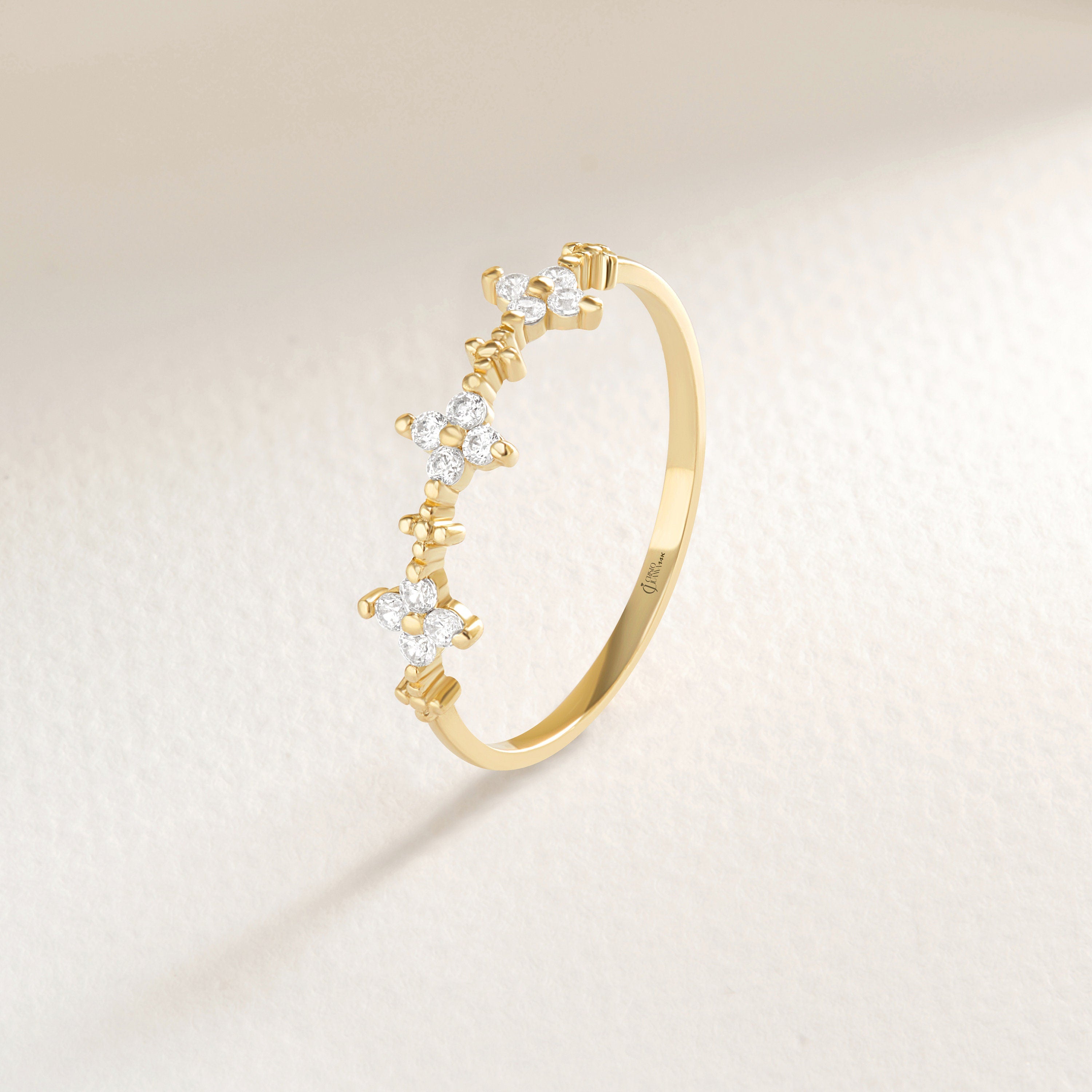 🌸 Diamond Clover Wedding Ring – 14K Solid Gold 🌸

Elegant and meaningful, the Diamond Clover Wedding Ring brings a touch of minimalist sparkle and natural symbolism to your hand. Set with dazzling moissanite stones, this delicate band is perfect for wearing alone or stacking with other rings for everyday elegance or special occasions.