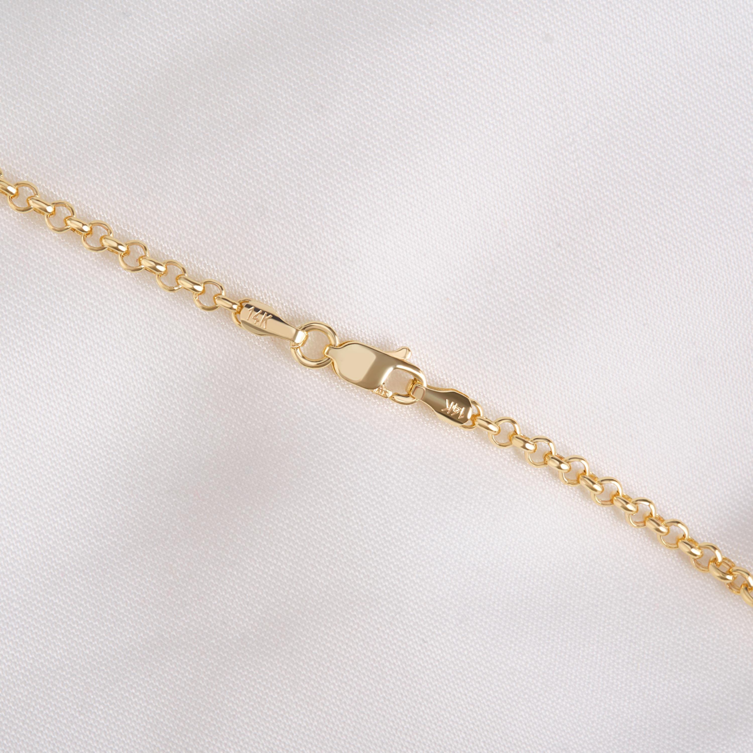 Doc Chain Necklace – 14K Solid Gold ✨💛
Elegant and timeless, this 2.5 mm multilink chain necklace is crafted in solid 14K gold. Perfect for daily wear or layering with your favorite pendants, it offers a sleek and modern look that elevates any outfit. 🌟