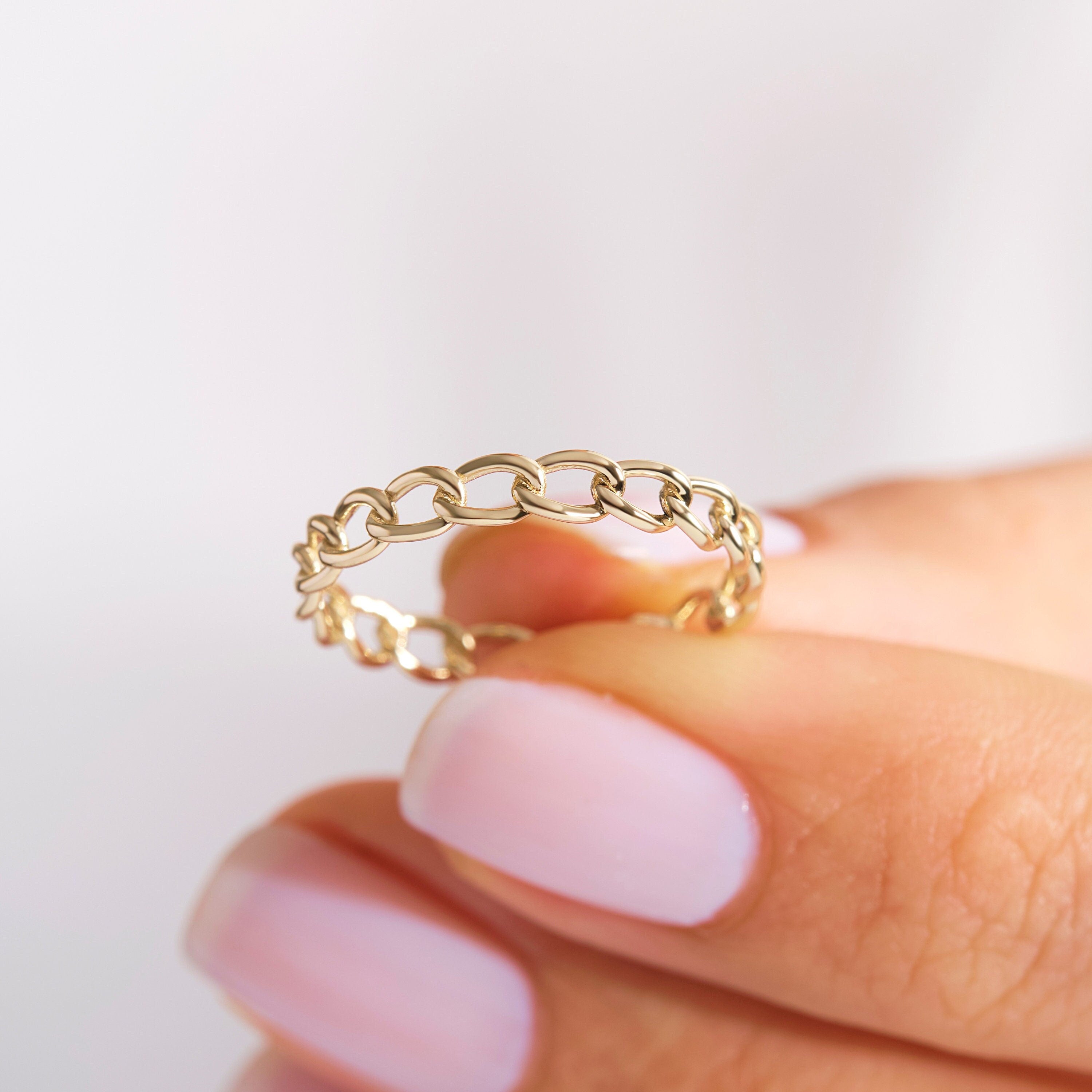 Here is open link ring 14K solid gold chain stackable ring! This 4 mm soft bold chain ring gold will be perfect gift for women! If you re looking for gold multi link ring and 4 mm wide chain ring, here is the open thick link ring and 
multi chain ring for yourself. Discover our pinky ring 14K gold and modern trendy rings as a pointer finger ring.