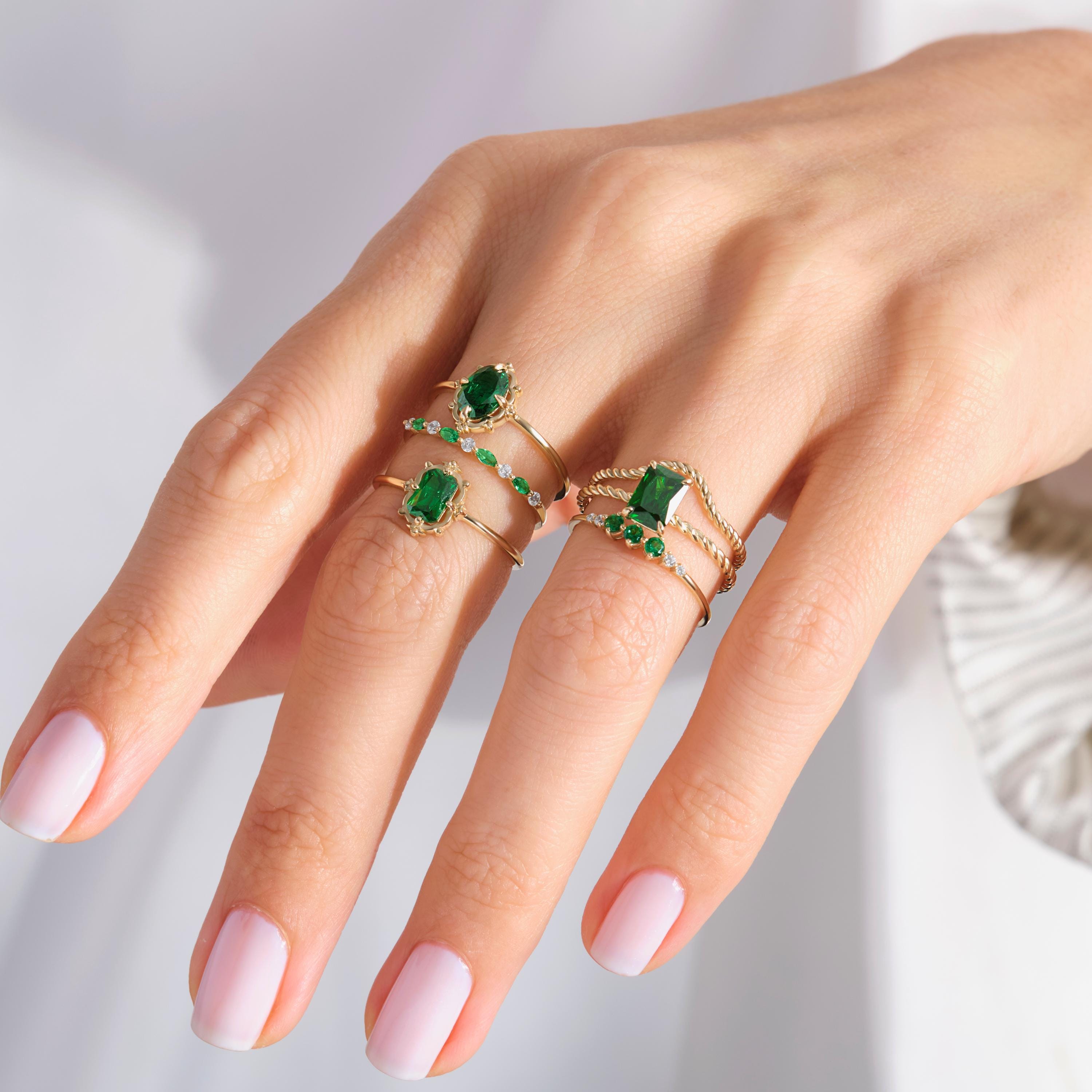 💚 Emerald Cut Emerald Engagement Ring – 14K Solid Gold 💚

Timeless and captivating, this Emerald Cut Emerald Engagement Ring combines vintage Art Deco elegance with modern craftsmanship. The striking green gemstone sits in a sleek rectangular setting, making it a perfect choice for engagements, anniversaries, or a meaningful everyday statement.