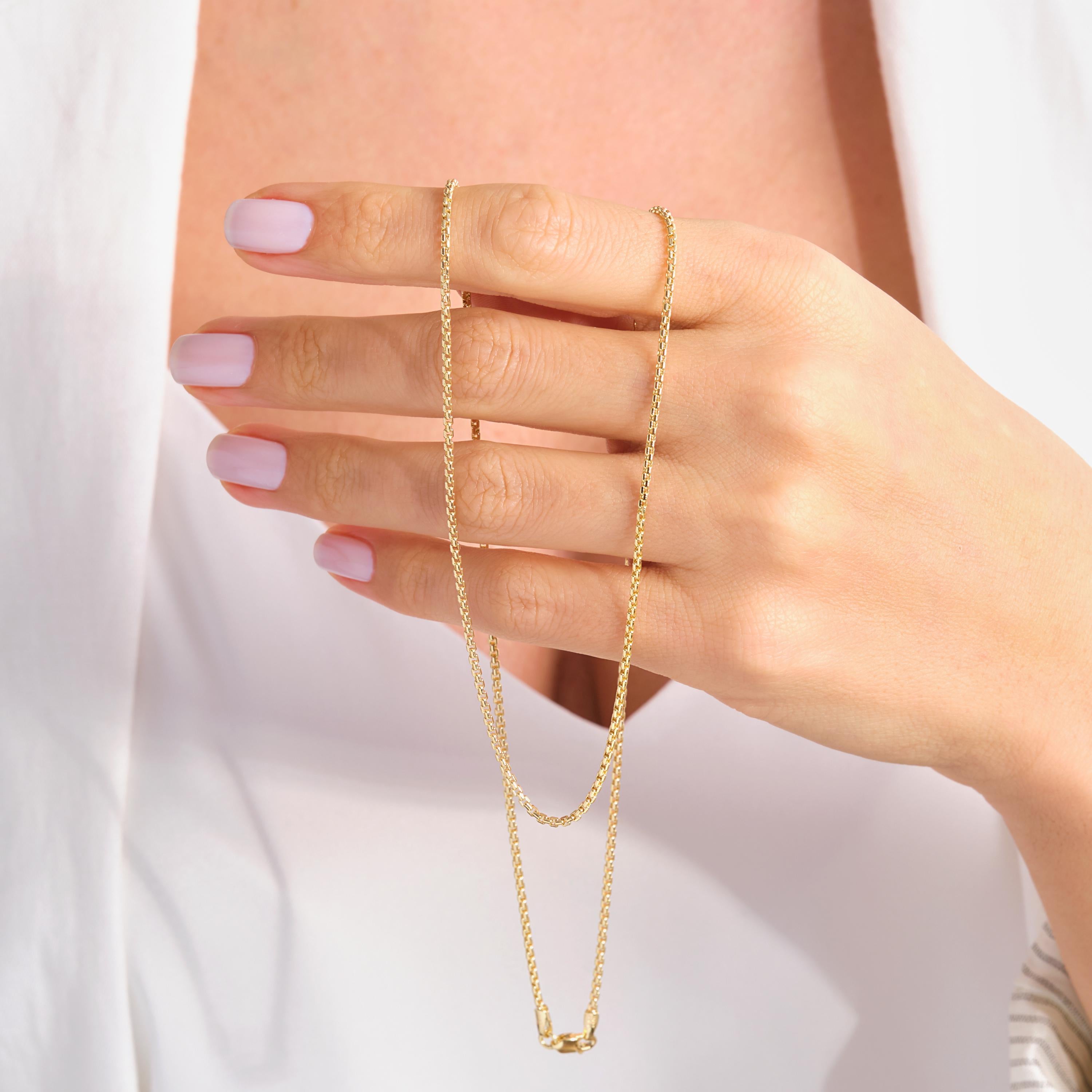 1.5mm Cable Chain Necklace 14K Solid Gold – Dainty Everyday Link Chain for Charms & Pendants 💛✨
Elevate your everyday look with this minimalist 1.5mm cable chain necklace, crafted in genuine 14K solid gold. Perfect for layering, wearing solo, or adding your favorite charm or pendant.