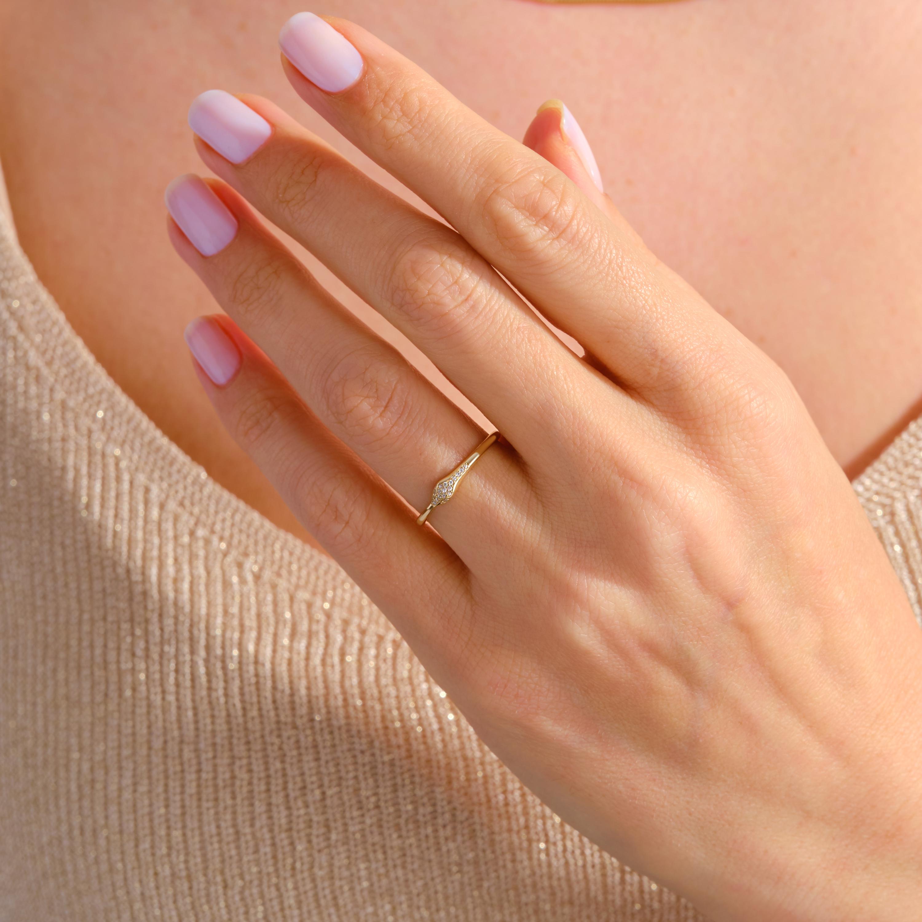 🐍 14K Gold Snake Ring with Diamond – Serpent Moissanite Gothic Band
Bold and symbolic, this dainty snake ring coils elegantly with shimmering stones across the head. A striking piece for lovers of gothic style, mythical symbolism, or unique minimalist jewelry.