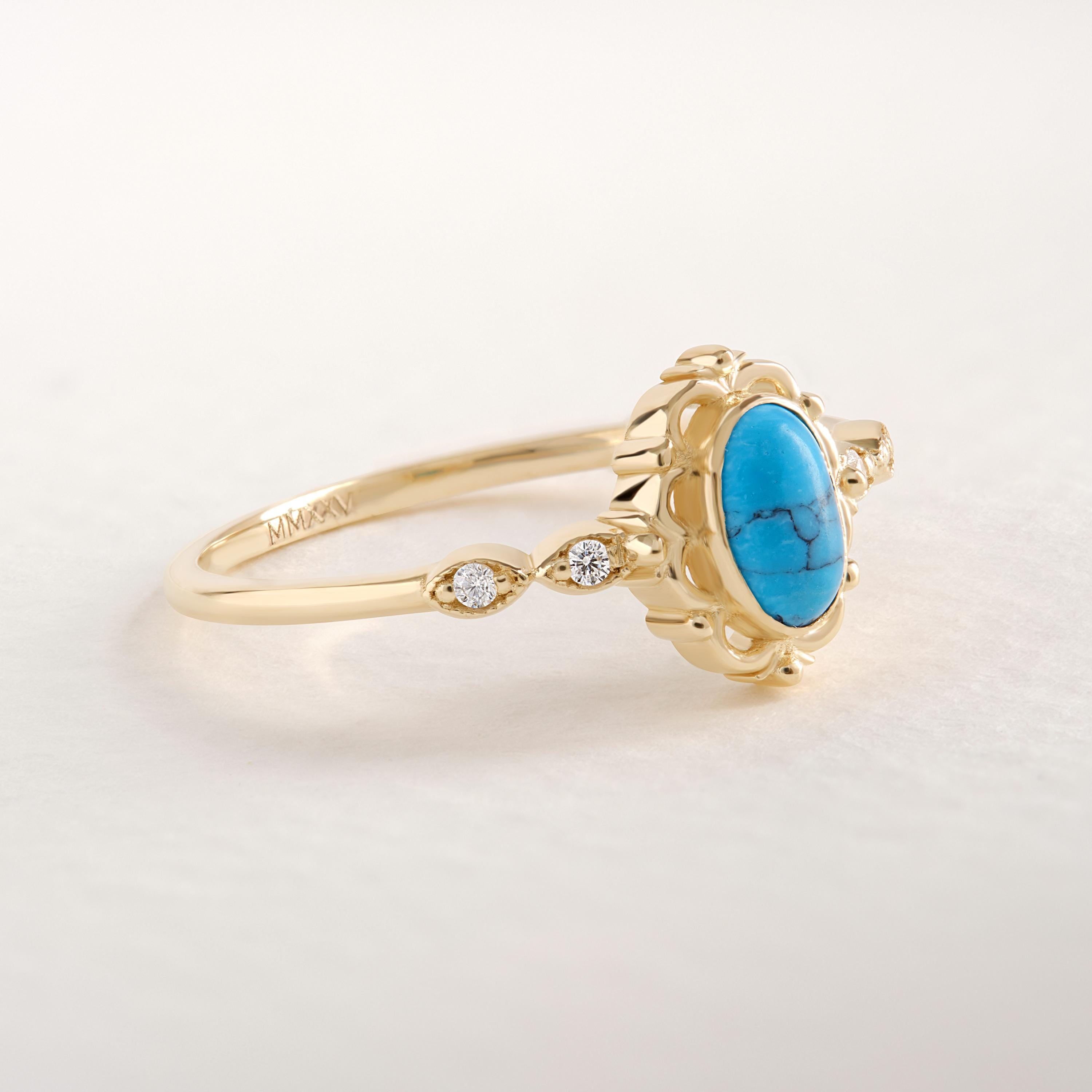 Natural Turquoise Ring – 10K / 14K / 18K Solid Gold 💎🌊
A genuine turquoise engagement and wedding band with sparkling side diamonds. Designed in an Art Deco vintage style, this solid gold ring is perfect for women who love unique and meaningful gemstone jewelry.