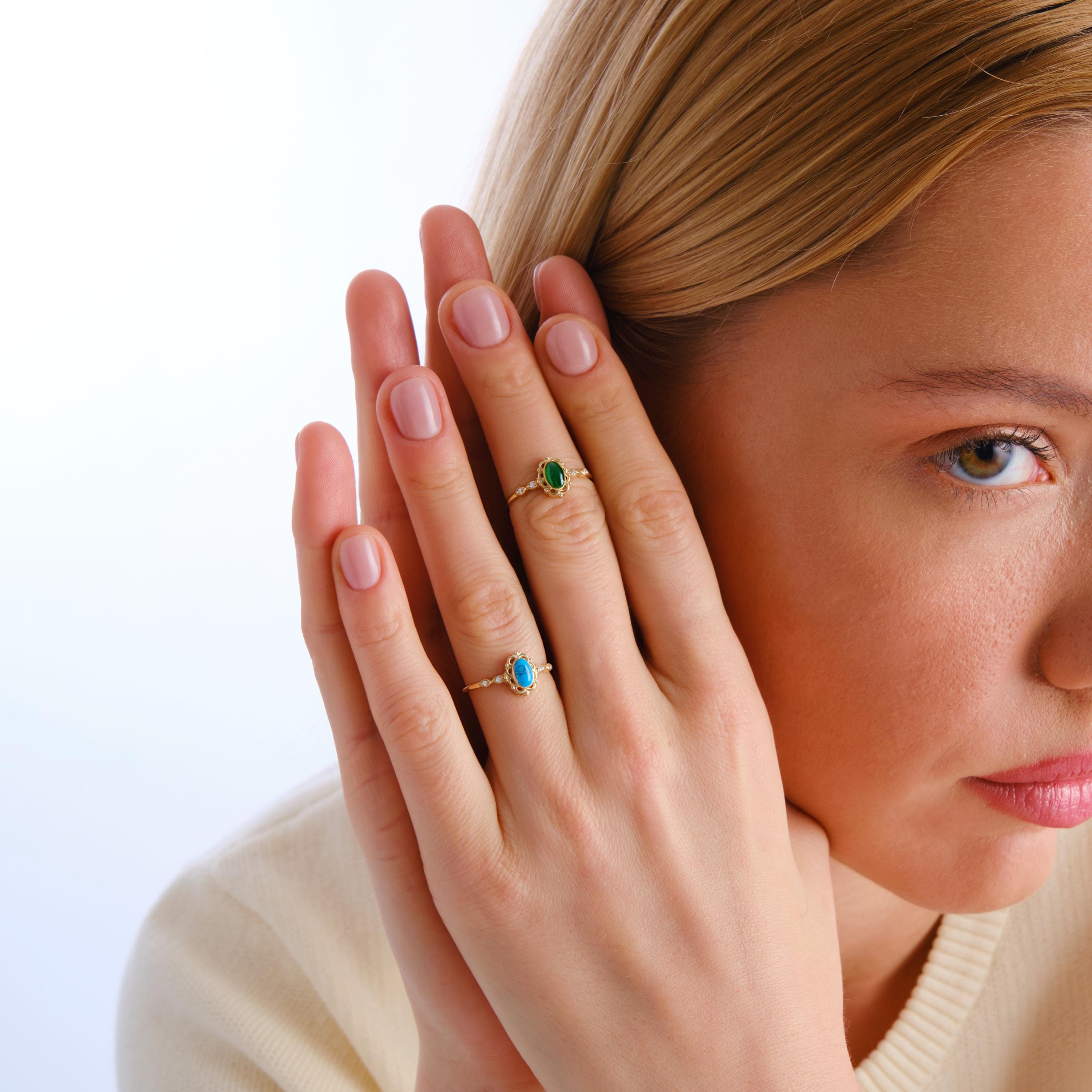 Natural Turquoise Ring – 10K / 14K / 18K Solid Gold 💎🌊
A genuine turquoise engagement and wedding band with sparkling side diamonds. Designed in an Art Deco vintage style, this solid gold ring is perfect for women who love unique and meaningful gemstone jewelry.
