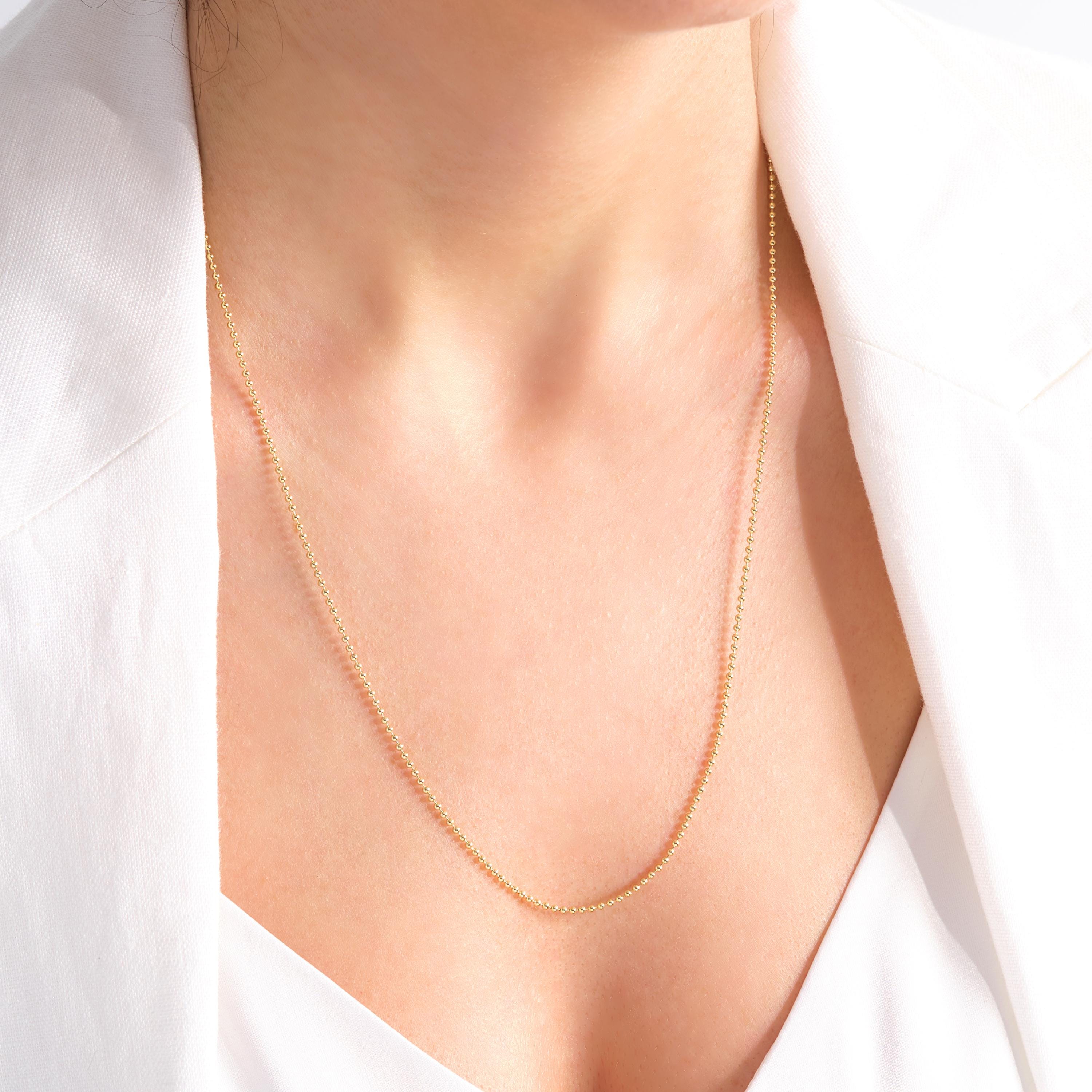Bead Chain Necklace – 14K Solid Gold ✨💛
A timeless beaded chain designed for everyday elegance. This 1.5 mm solid gold bead necklace is perfect for layering with other chains or wearing alone for a minimalist, chic look.