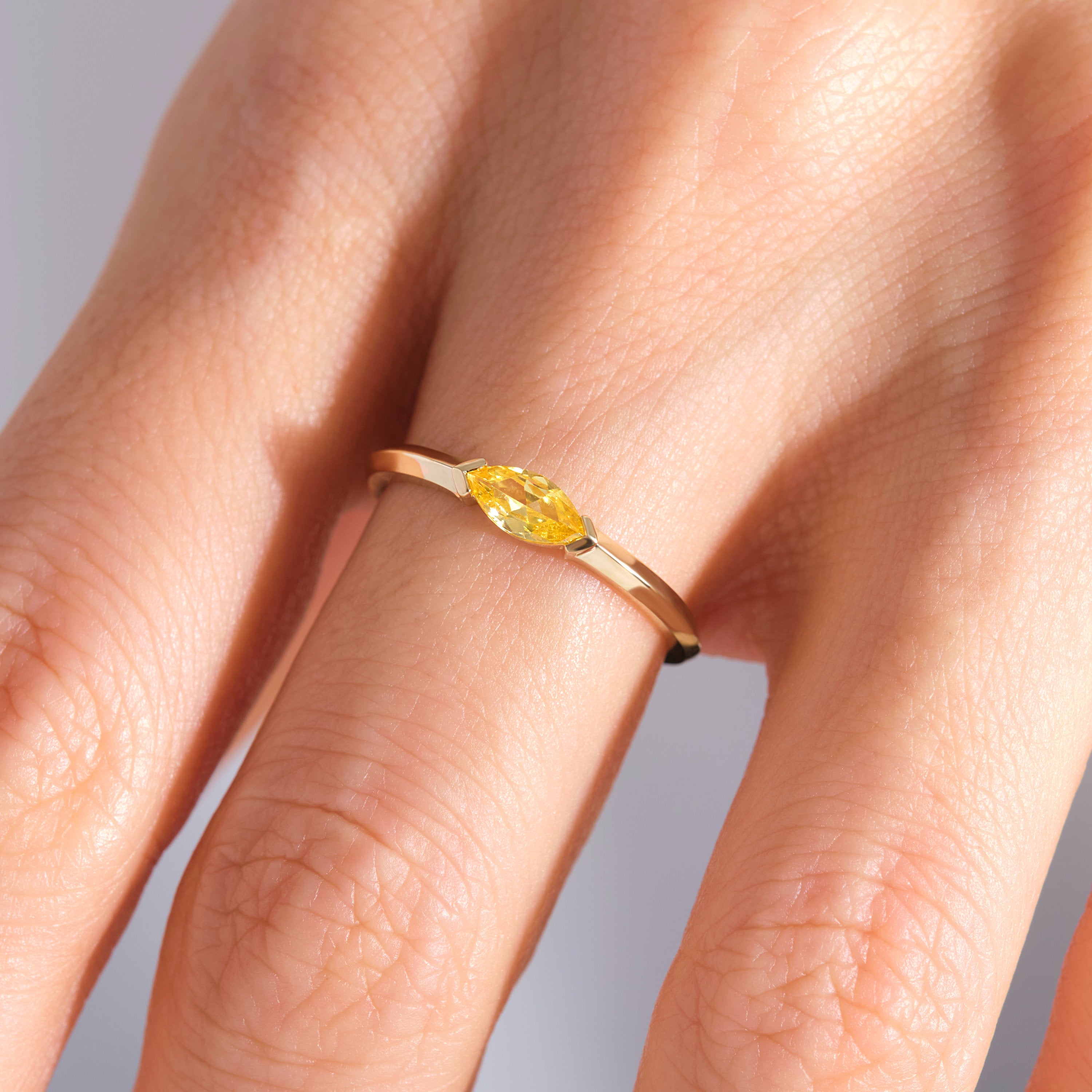 Here is Marquise Citrine Ring 14K Gold for Women! This November Birthstone Ring will be perfect matches as a other yellowing ring 18K. With 10K 18K Gold Customize Yellow Gemstone Ring is best balance of minimalism.
