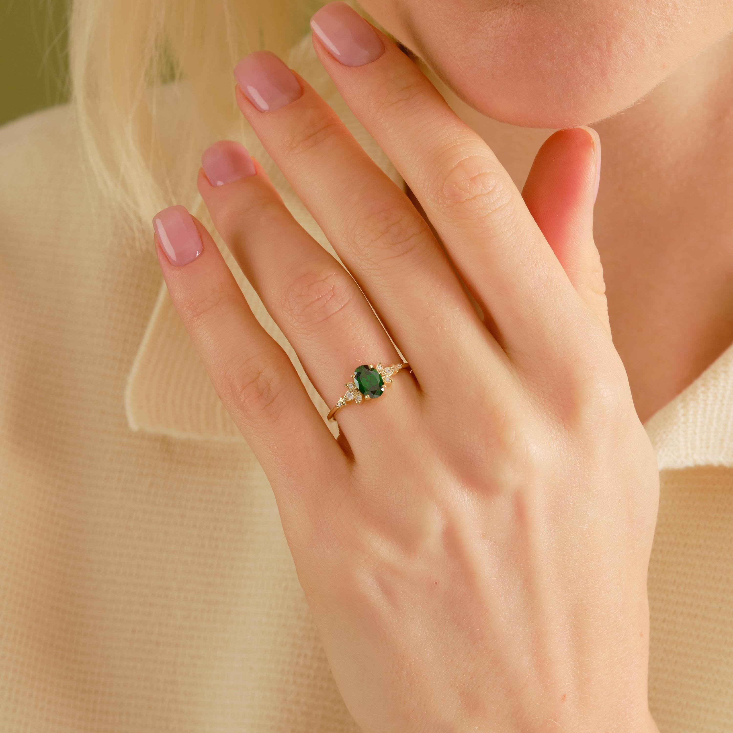 14K Solid Gold Peridot Ring, Oval Birthstone Ring with Side Diamond Band, Peridot Green Gemstone Rings for Women