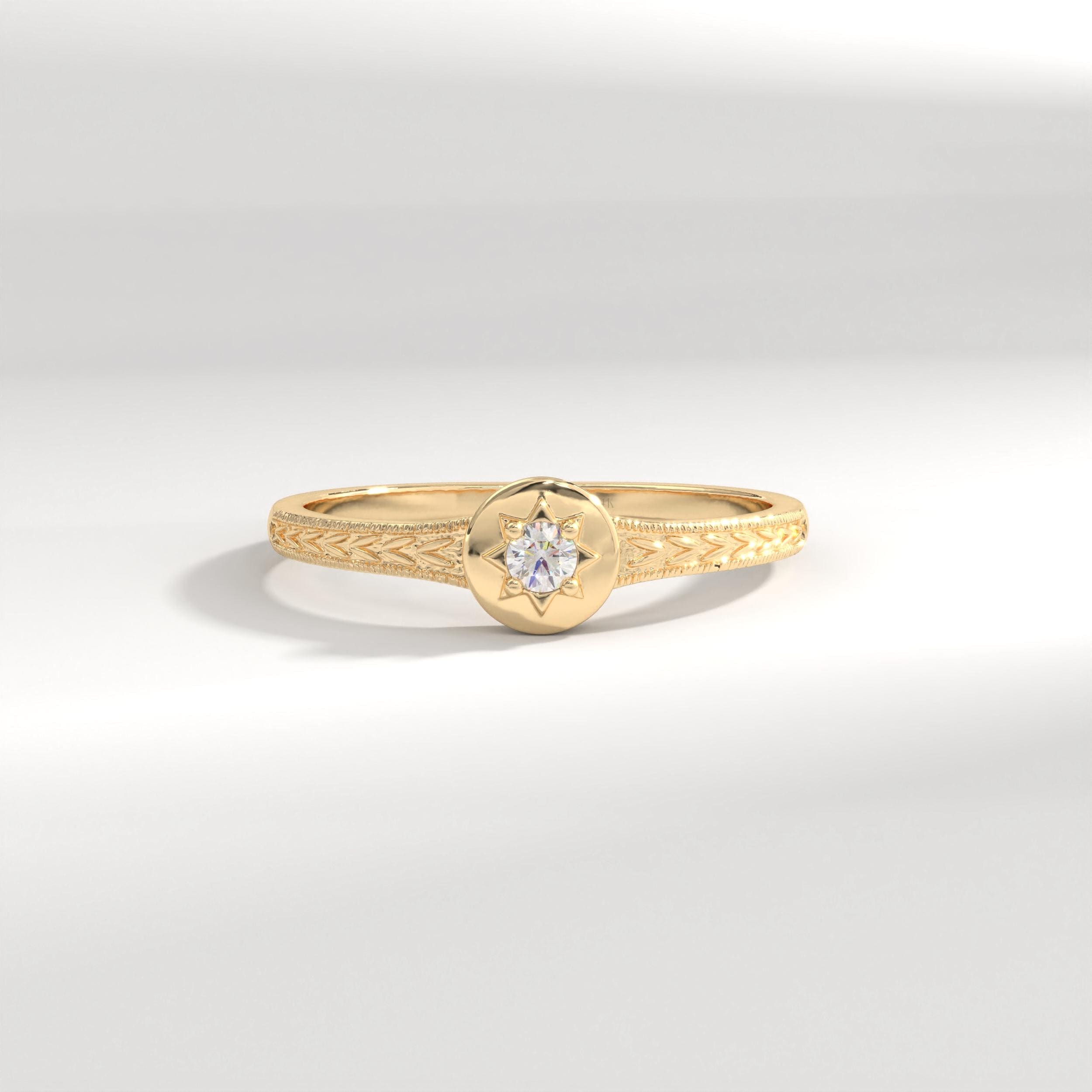 💍 Round Diamond Ring | 14K Solid Gold Braided Texture Band – Vintage Floral Style

This timeless round diamond ring features a delicate braided and floral textured band, designed to reflect vintage charm with a modern minimalist touch. The sparkling round-cut center stone is set securely to enhance brilliance, making this ring a perfect choice for everyday elegance or meaningful occasions.

Handcrafted from solid gold, this refined design is ideal as a diamond wedding ring,