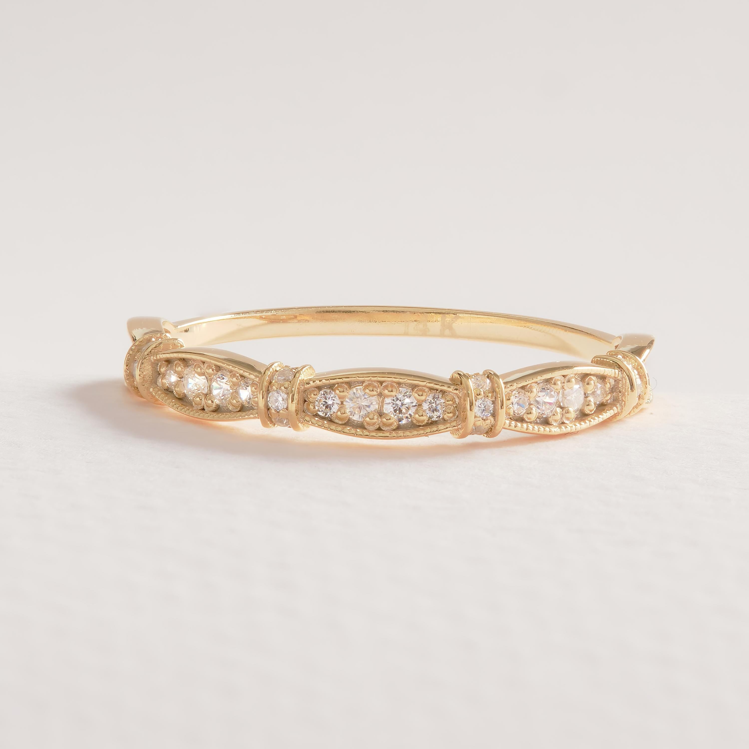 14K Solid Gold Peridot Ring, Oval Birthstone Ring with Side Diamond Band, Peridot Green Gemstone Rings for Women