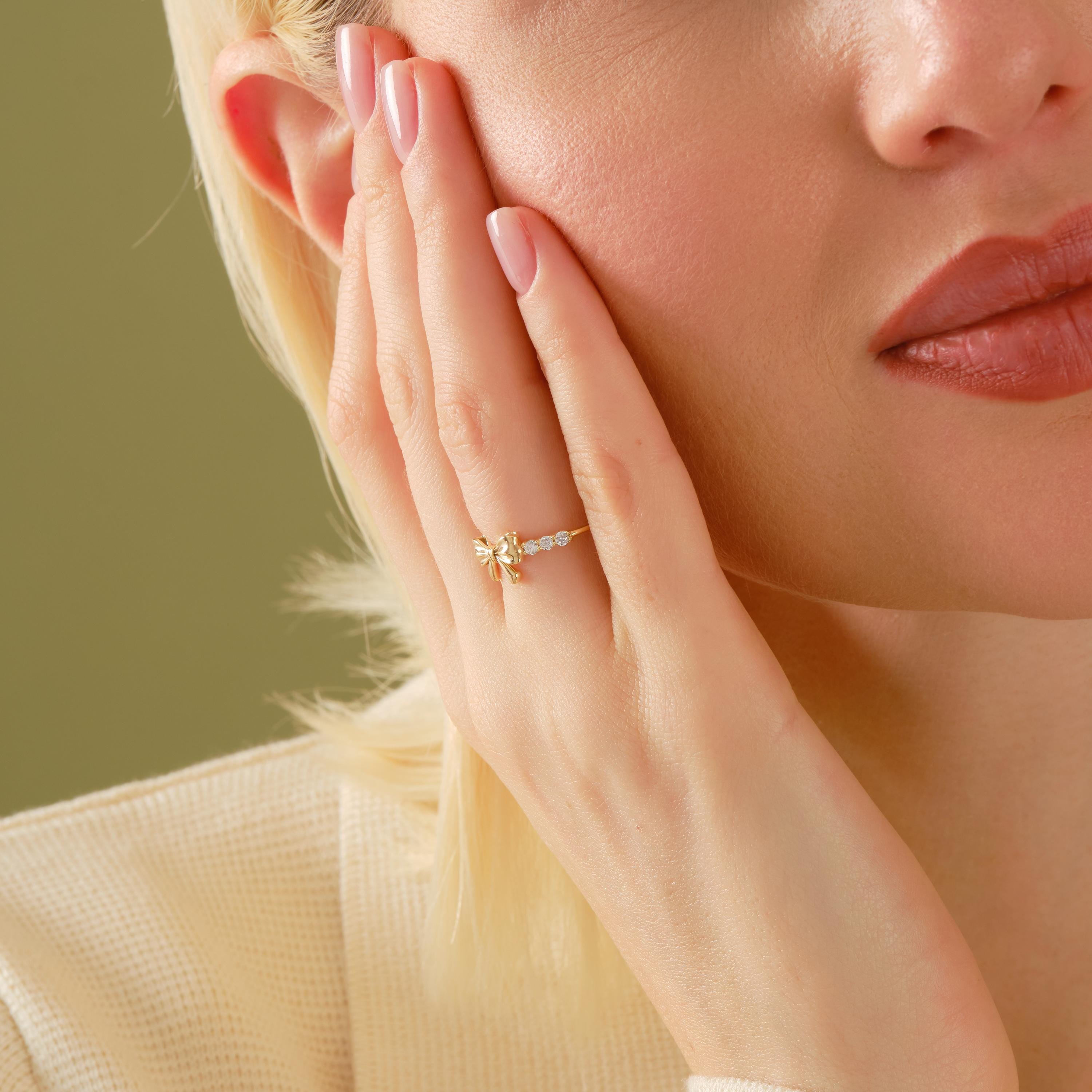 14K Solid Gold Peridot Ring, Oval Birthstone Ring with Side Diamond Band, Peridot Green Gemstone Rings for Women