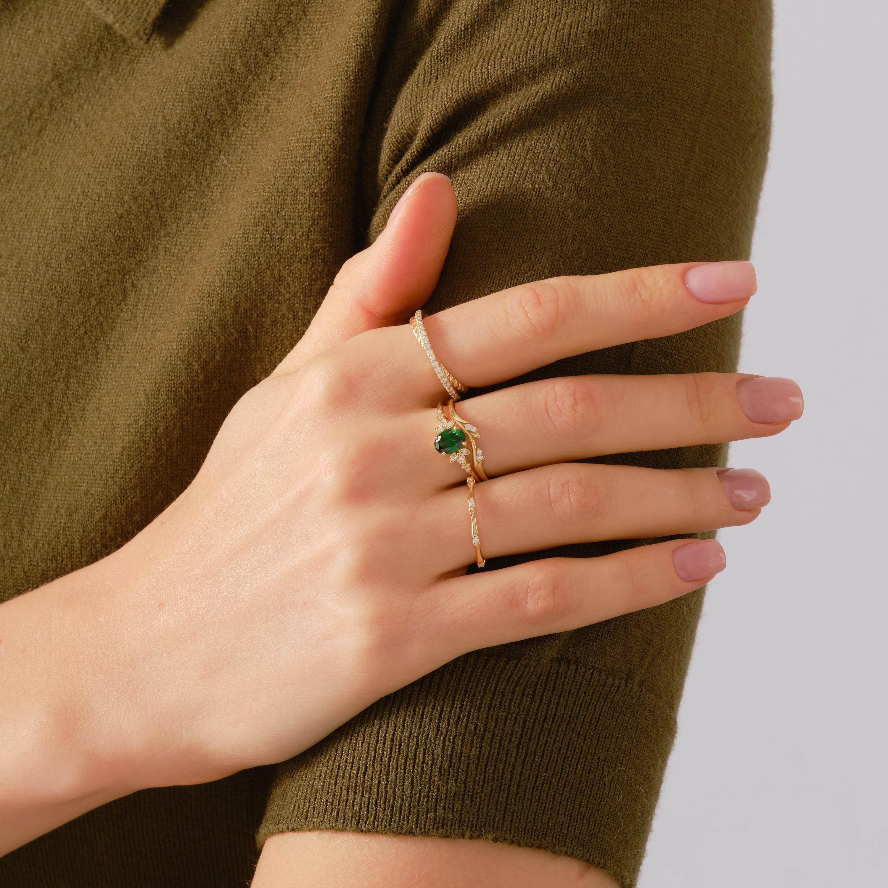 14K Solid Gold Peridot Ring, Oval Birthstone Ring with Side Diamond Band, Peridot Green Gemstone Rings for Women