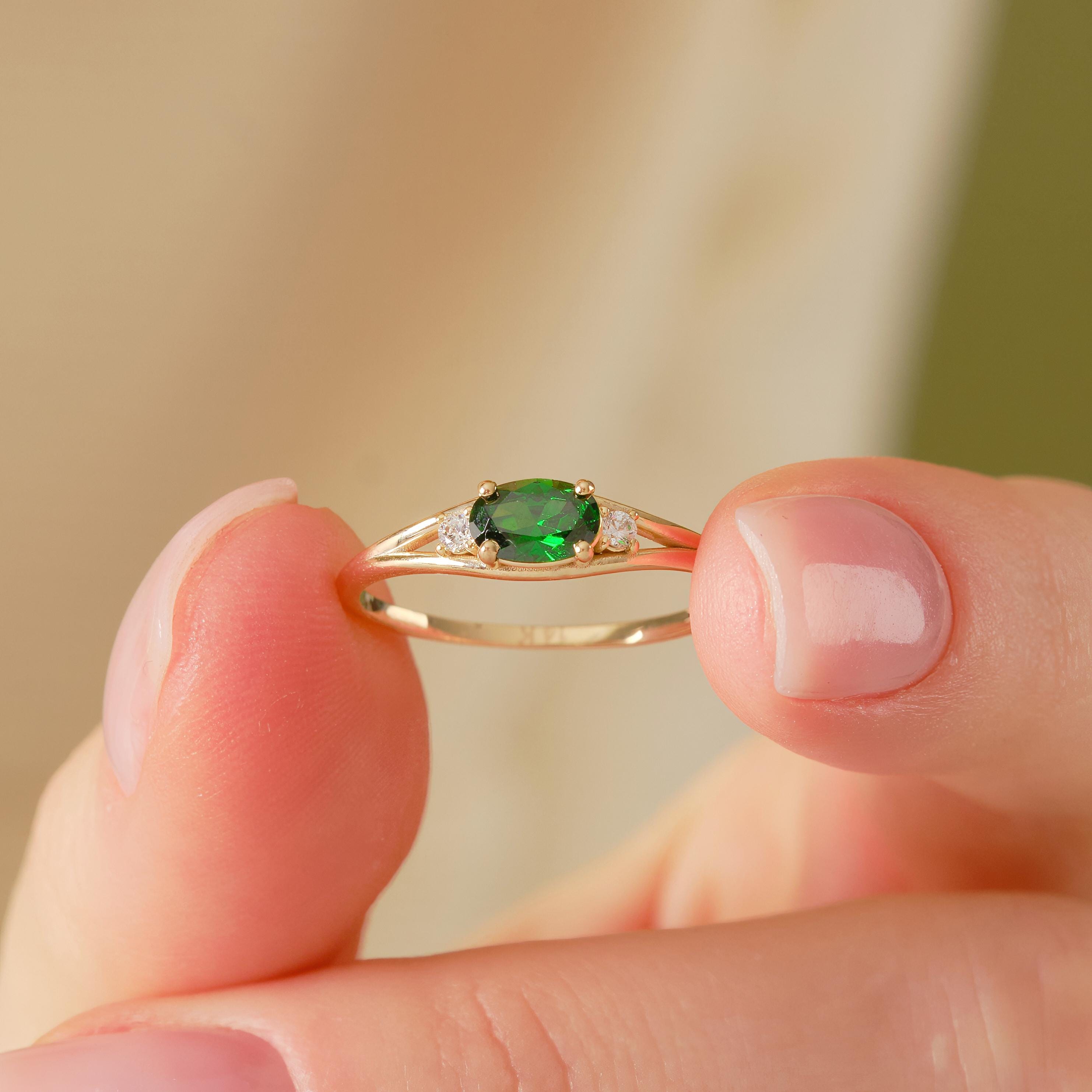 14K Solid Gold Peridot Ring, Oval Birthstone Ring with Side Diamond Band, Peridot Green Gemstone Rings for Women