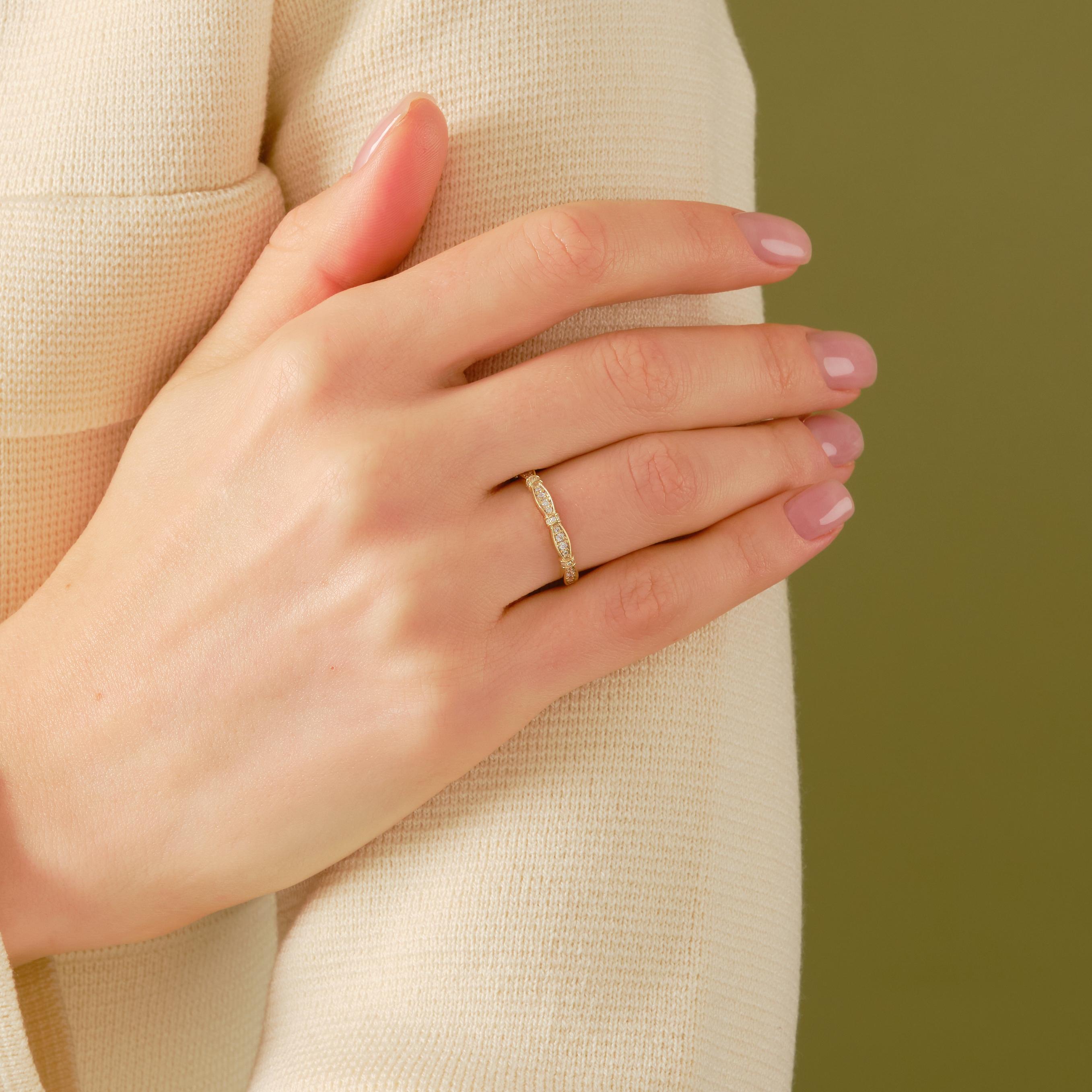 14K Solid Gold Peridot Ring, Oval Birthstone Ring with Side Diamond Band, Peridot Green Gemstone Rings for Women