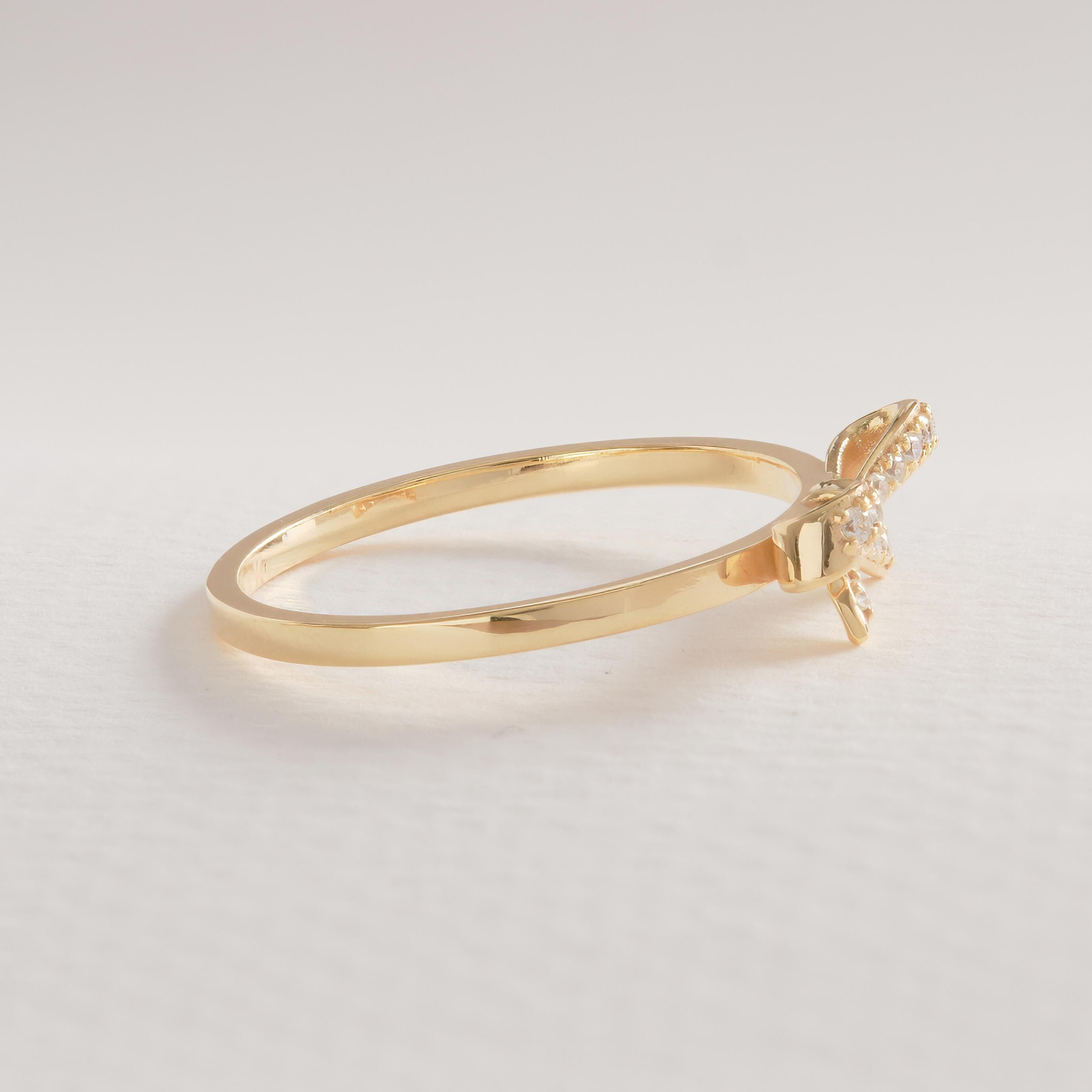 ✨ 14K Solid Gold Ribbon Ring – Dainty Diamond Bowtie Ring for Women
Little Bowknot Ring • Symbol of Love, Friendship & Soulmates

Graceful, feminine, and full of meaning 🤍 This dainty ribbon bowtie ring is designed to symbolize unbreakable bonds—perfect for soulmates, best friends, or a heartfelt gift for someone special. Its elegant bow shape and delicate sparkle make it ideal for everyday wear.