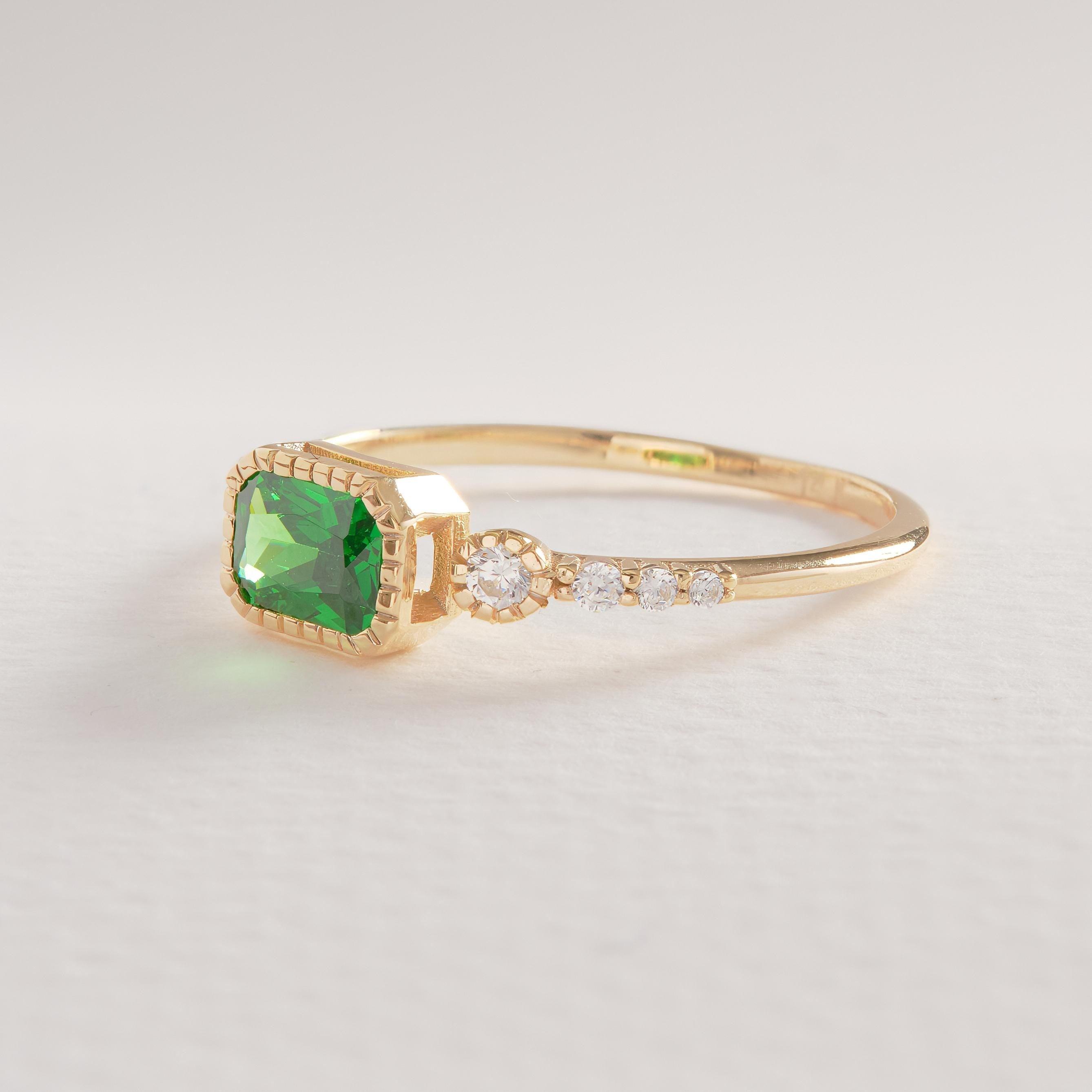 Vintage Inspire Emerald Ring, Oval Birthstone Ring with 14K Solid Gold Side Diamond Band, Art Deco Bezel Green Gemstone Rings for Women